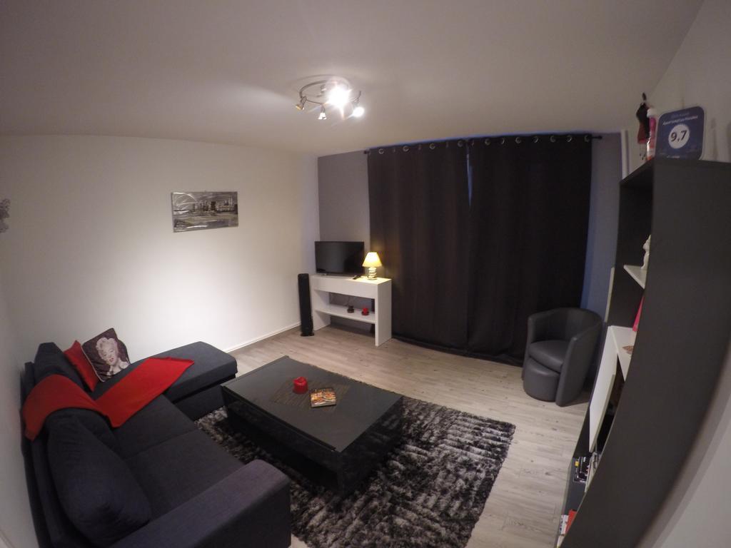 Apart'Hotel Les Floralies Roanne Exterior photo